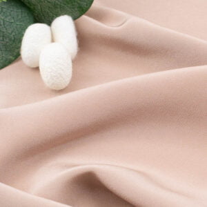 Crepé de seda fino rosa empolvado