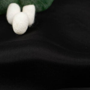 Organza natural negro