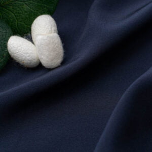 Seda natural azul noche